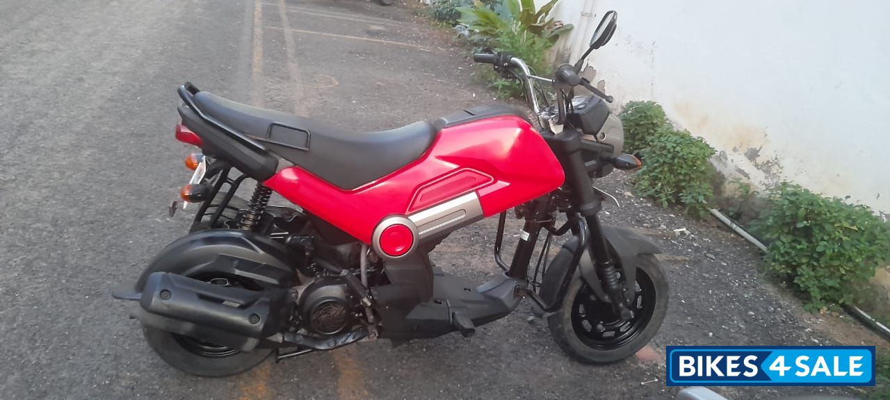 Red Honda Navi