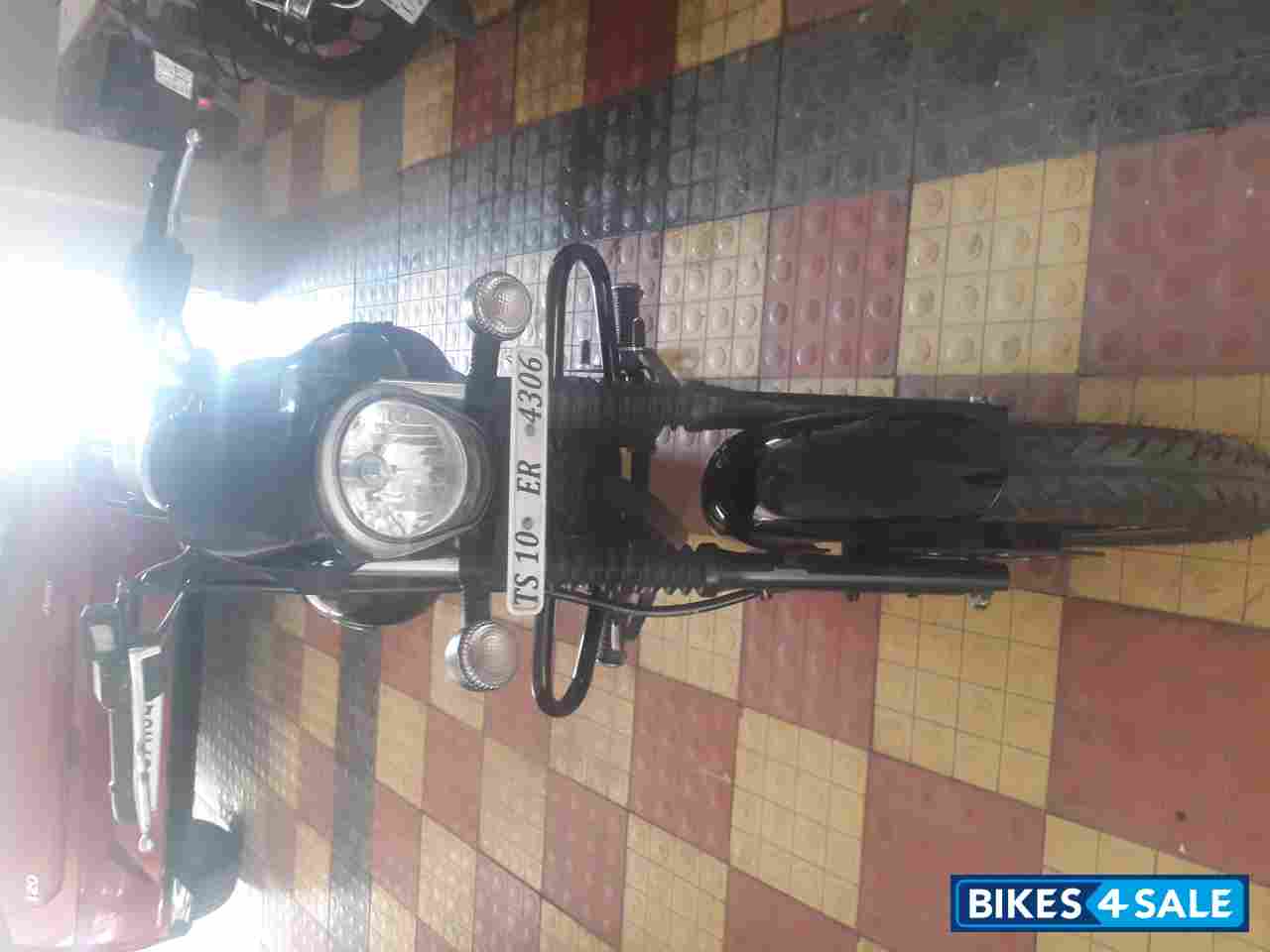 Bajaj Avenger Street 180