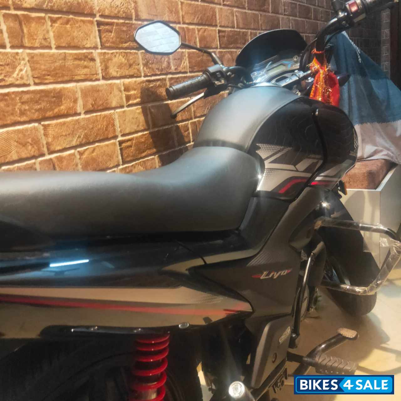 Black Honda Livo BS6 Black Honda Livo BS6