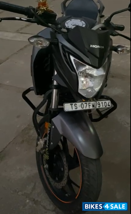 Black With Orange Sticker Honda CB Hornet 160R