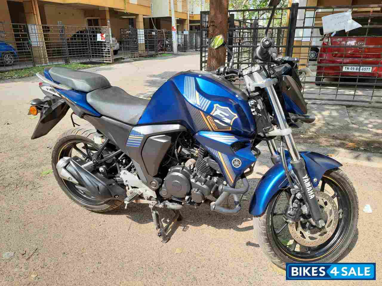 Mat Dark Purplish Blue Yamaha FZ-S FI V2 Mat Dark Purplish Blue Yamaha FZ-S FI V2