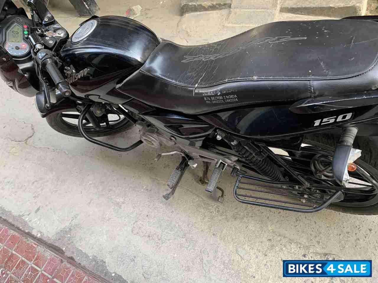 Black Bajaj Pulsar 150 DTSi