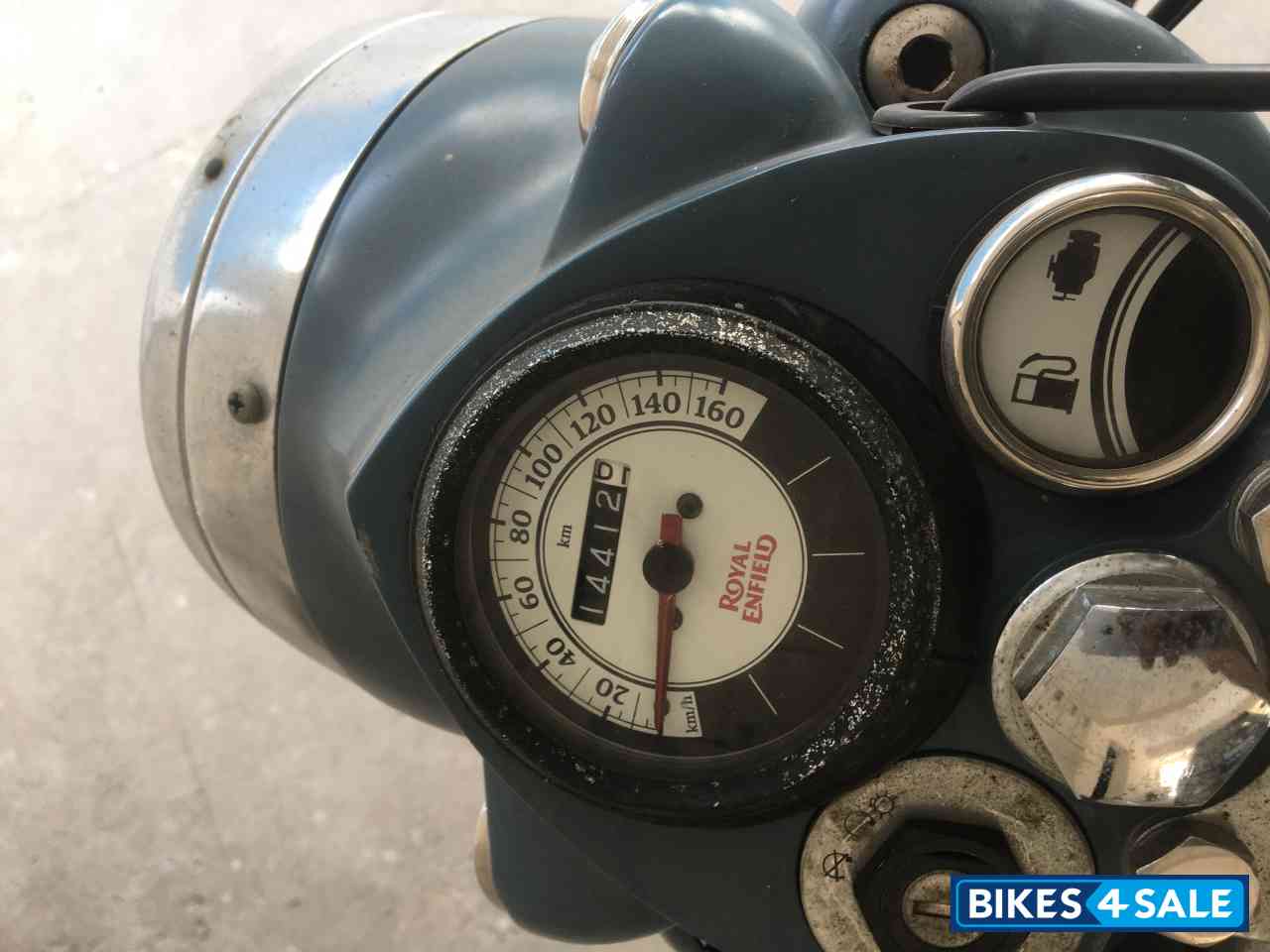 Royal Enfield Classic Squadron Blue Royal Enfield Classic Squadron Blue