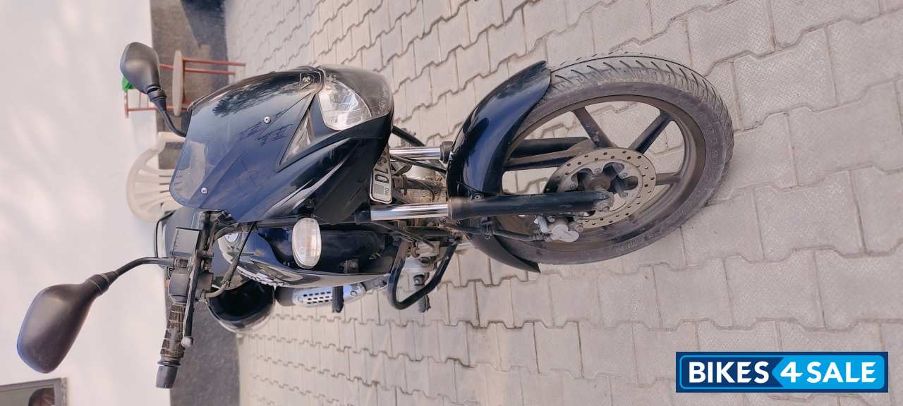 Black Bajaj Pulsar 150 DTSi