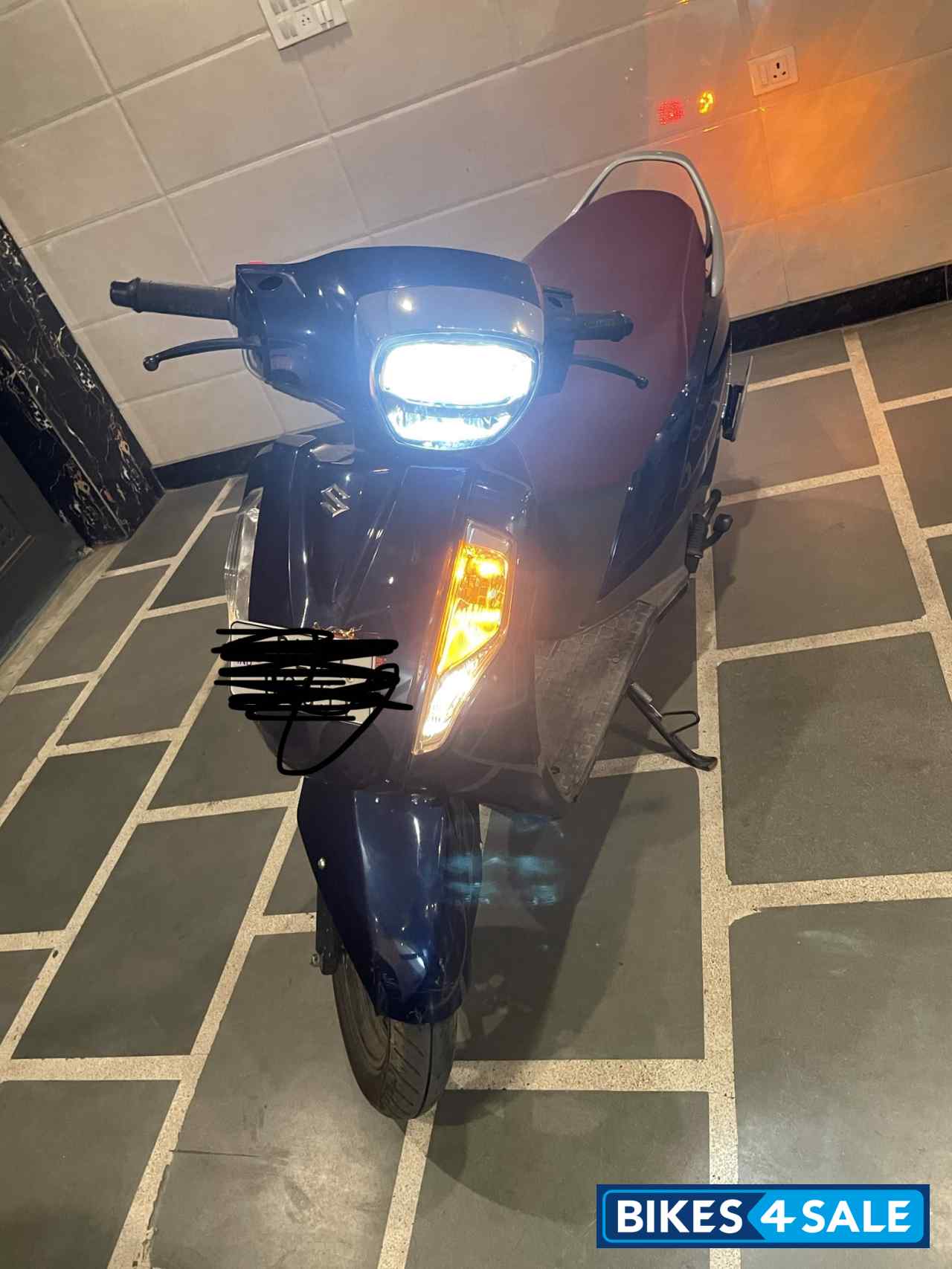 Blue Suzuki Access 125 Special Edition BS6