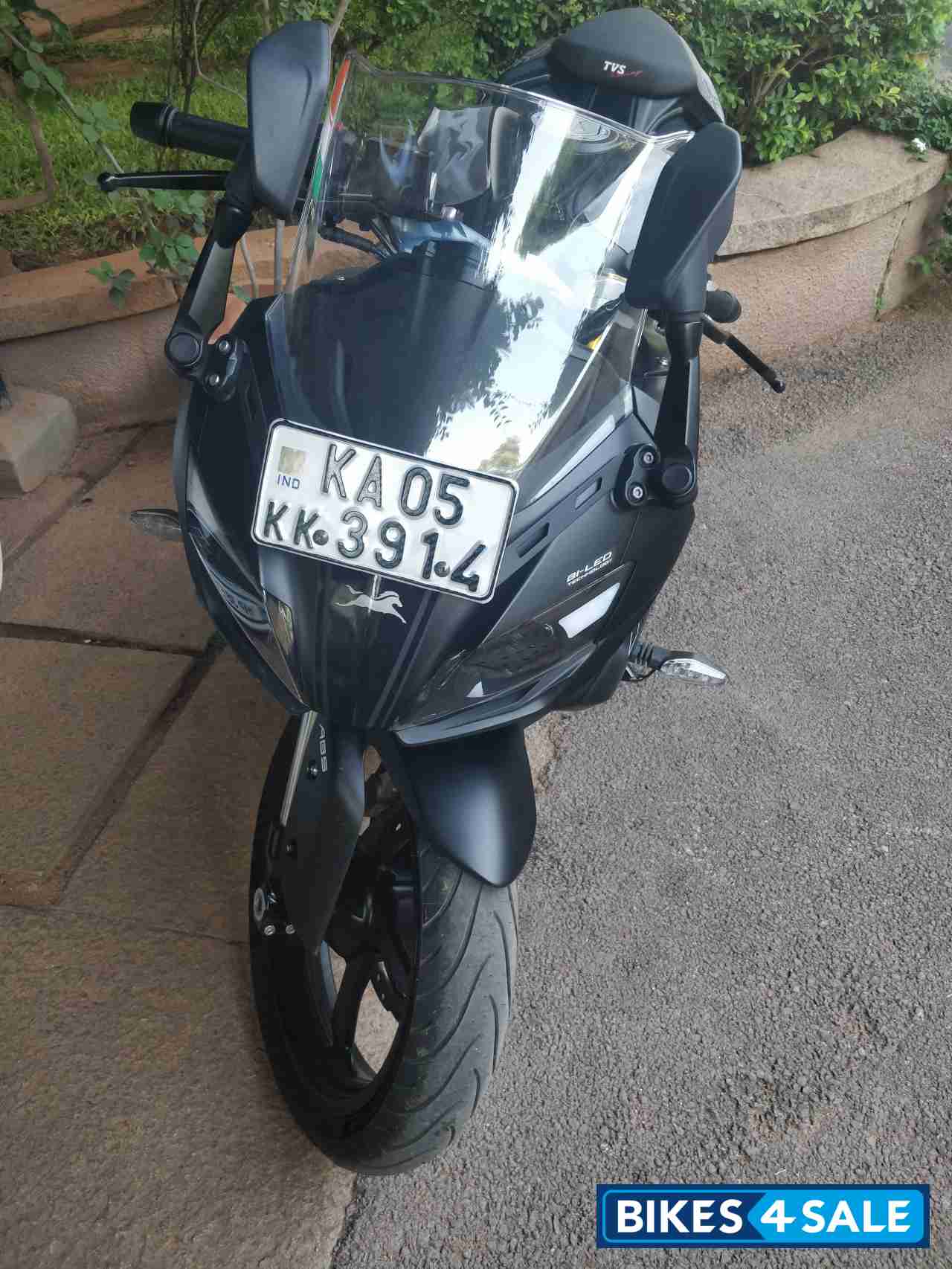 Black TVS Apache RR 310