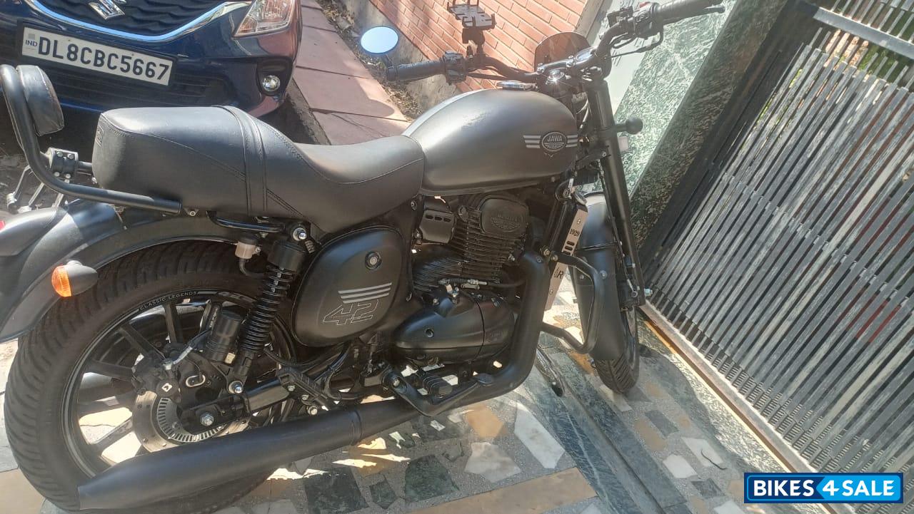 Jawa Jawa BS6 Jawa Jawa BS6