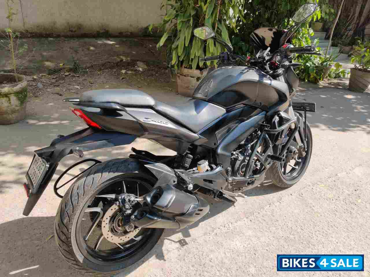 Charcoal Black Bajaj Dominar 400