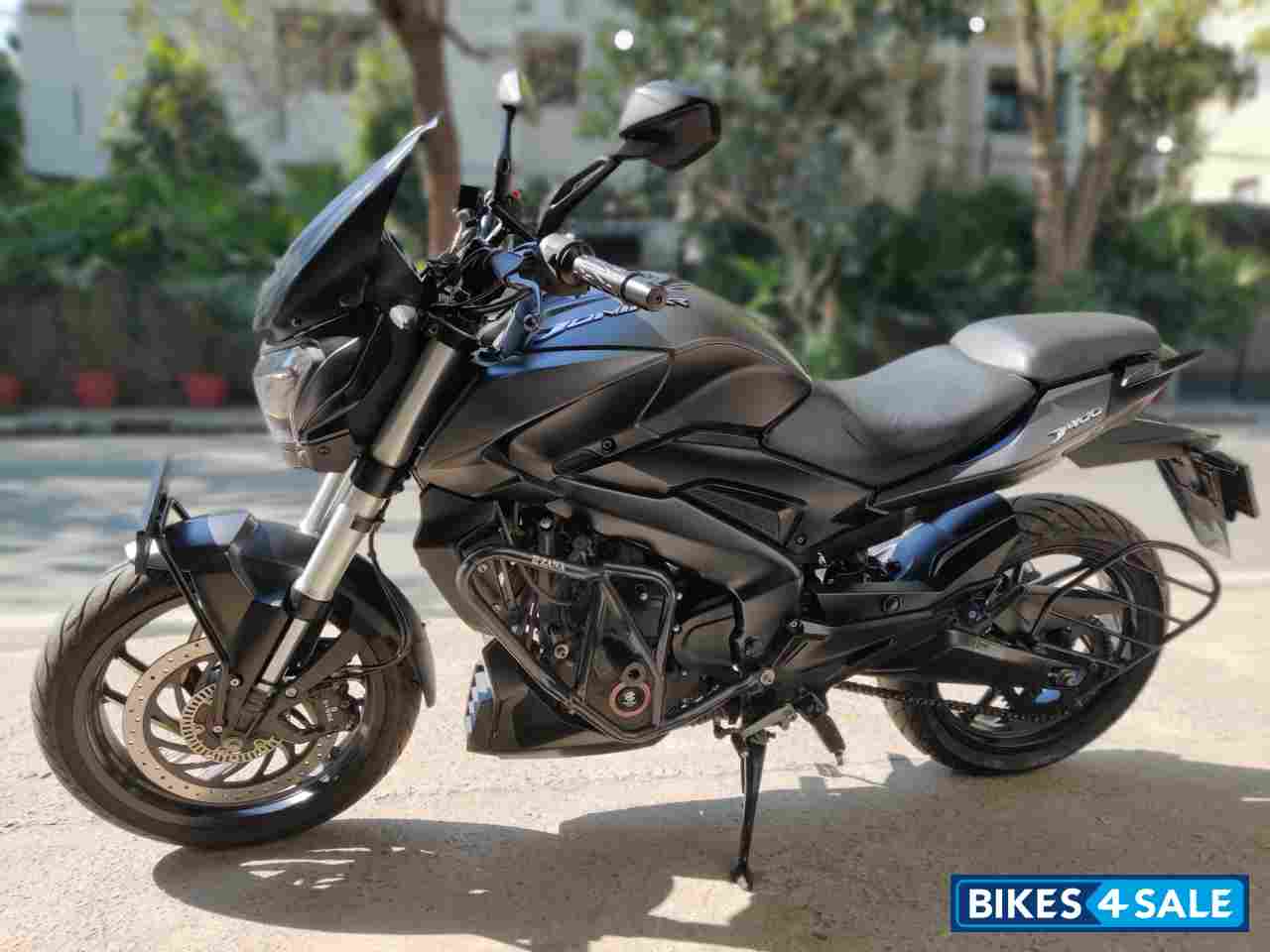 Charcoal Black Bajaj Dominar 400 Charcoal Black Bajaj Dominar 400