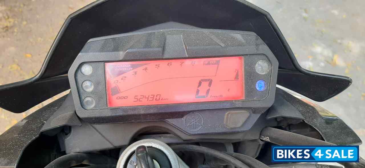 Metallic Grey Yamaha FZ-S