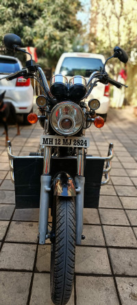 Black Royal Enfield Thunderbird