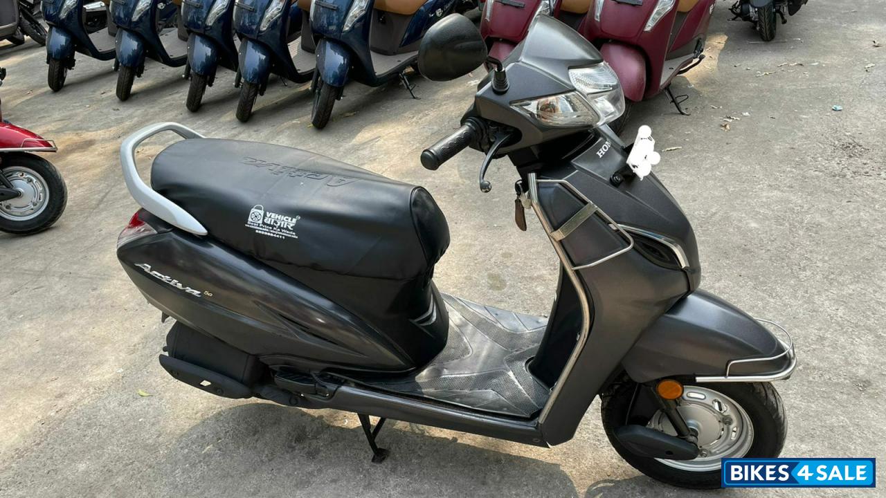 Mat Black Honda Activa 5G
