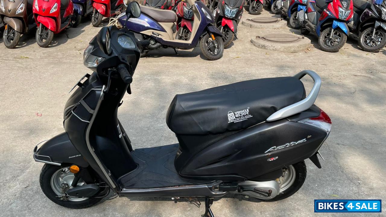 Mat Black Honda Activa 5G