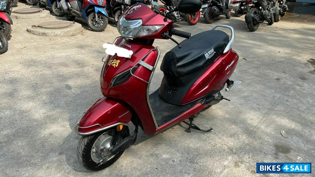 Red Honda Activa 5G