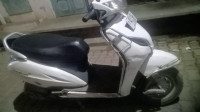 White Honda Activa 5G