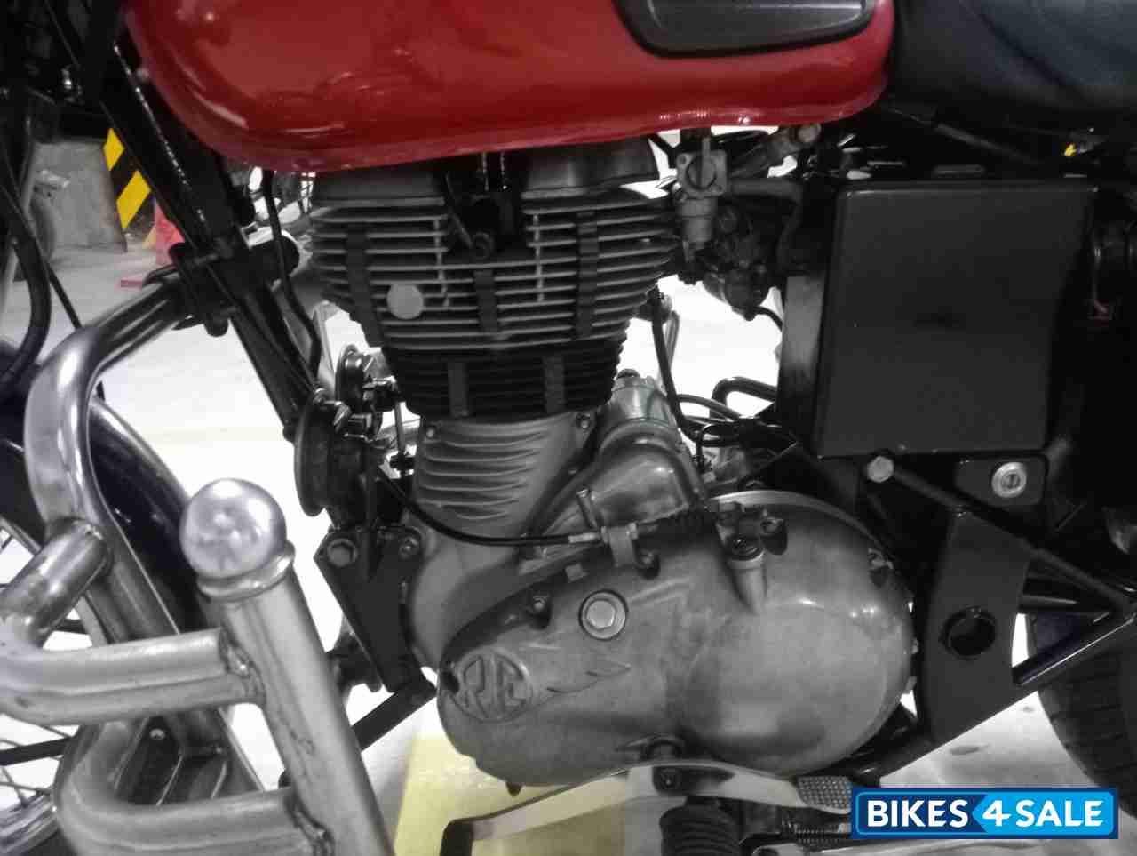 Royal Enfield Classic 350 Redditch Red