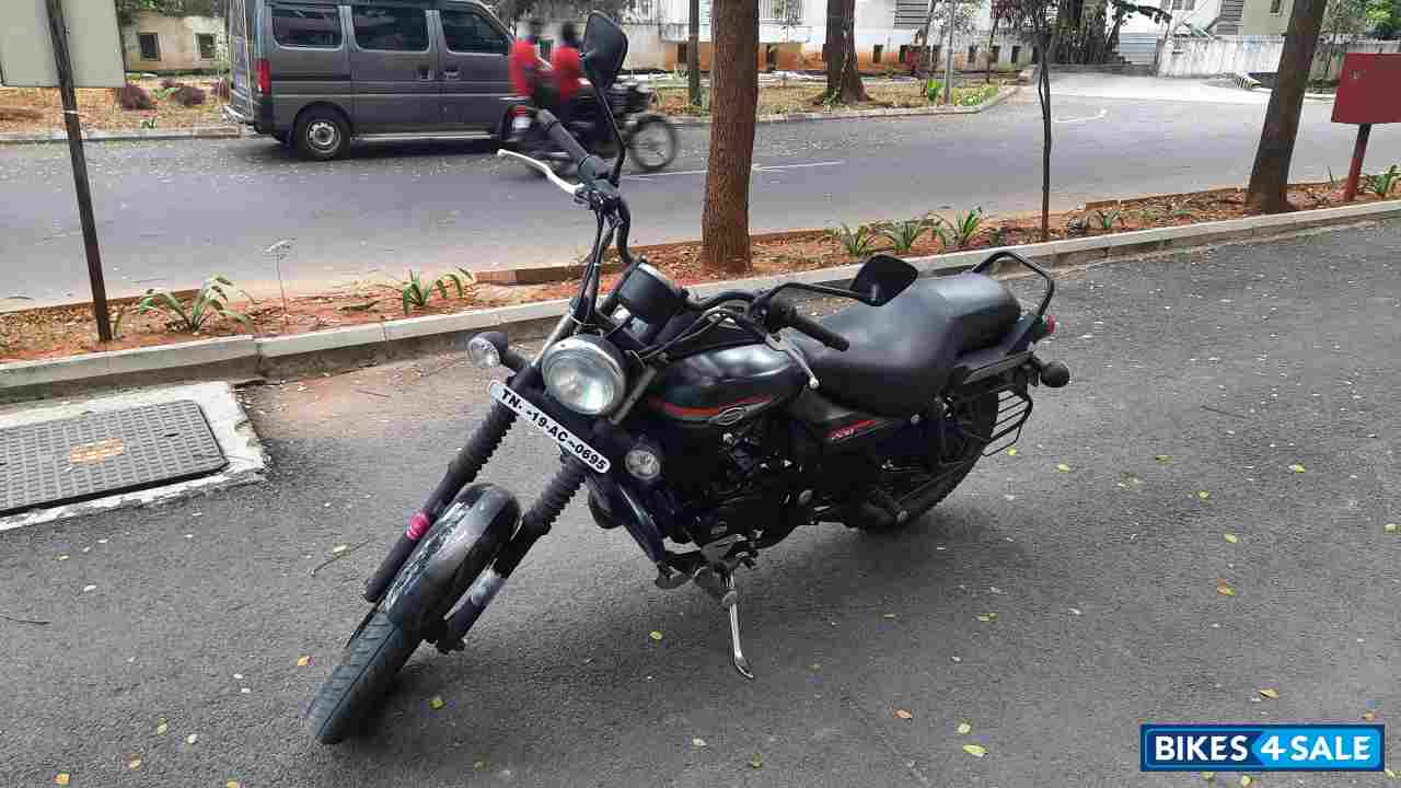 Bajaj Avenger Street 220