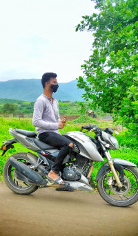 TVS Apache RTR 200 4V