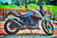 TVS Apache RTR 200 4V