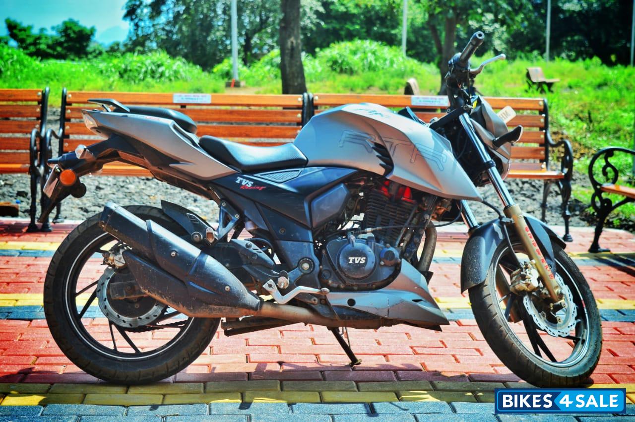 TVS Apache RTR 200 4V