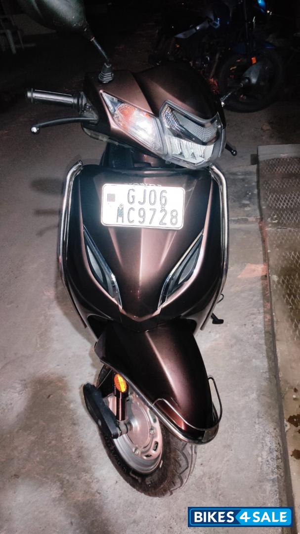 Metalic Brown Honda Activa 5G Metalic Brown Honda Activa 5G