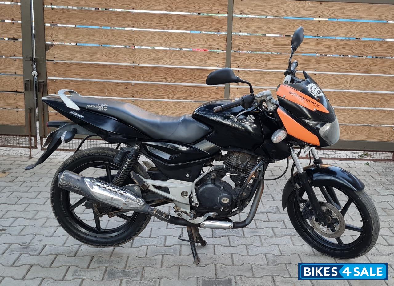 Bajaj Pulsar 150