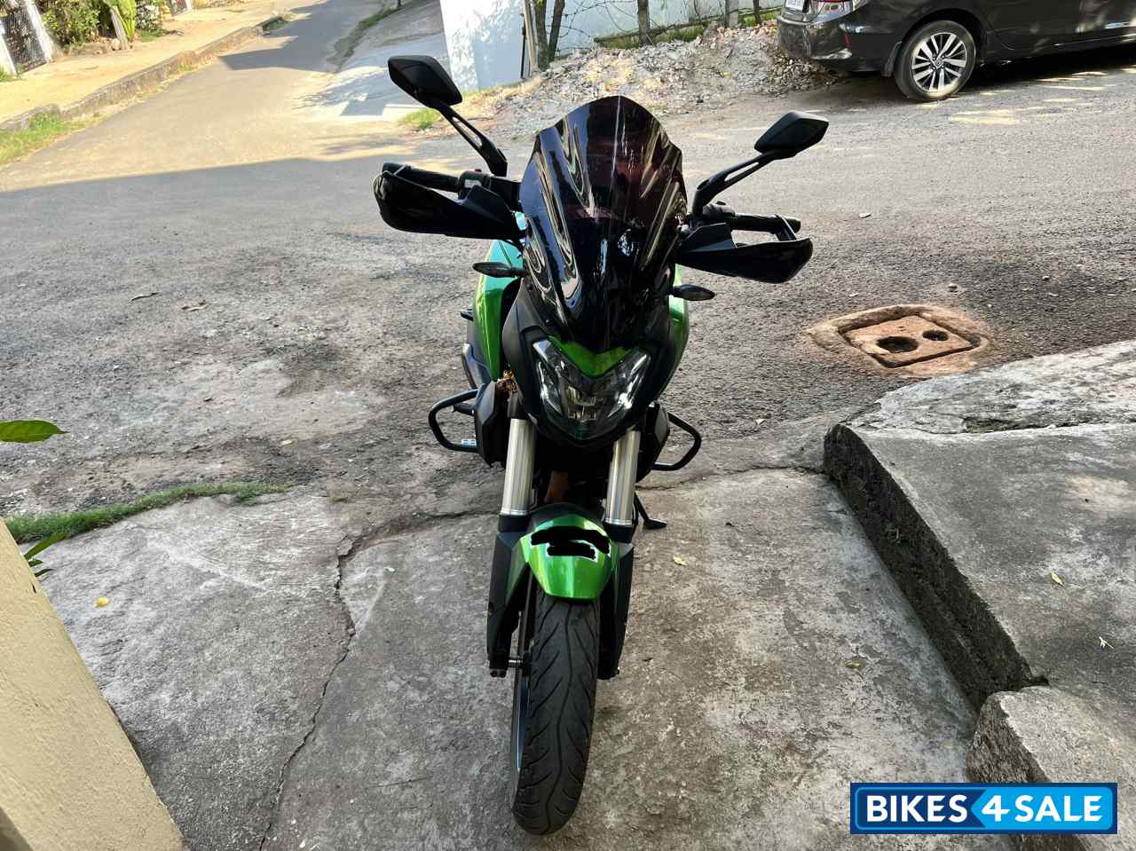 Bajaj Dominar 400 ABS BS6