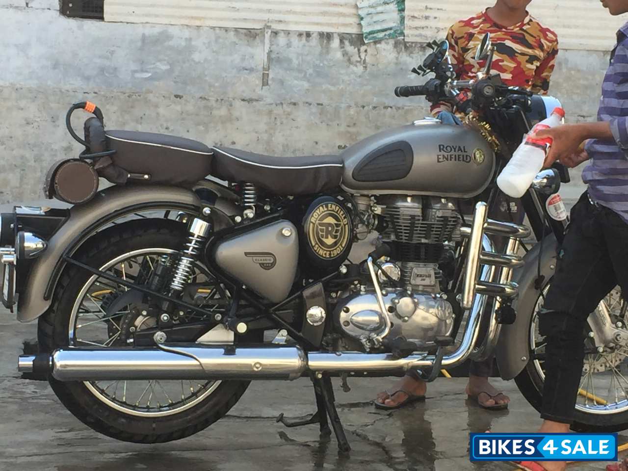 Royal Enfield Classic Gunmetal Grey