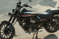 Bajaj Avenger 220 DTS-i
