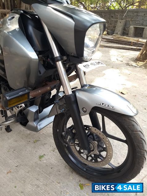 Silver Suzuki Intruder SP Silver Suzuki Intruder SP