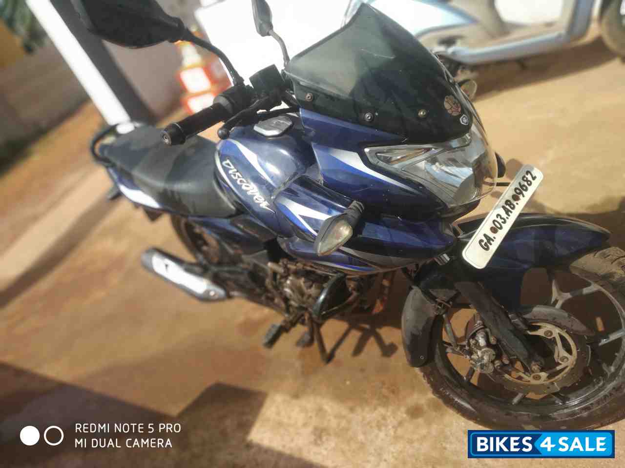 Bajaj Discover 150 F