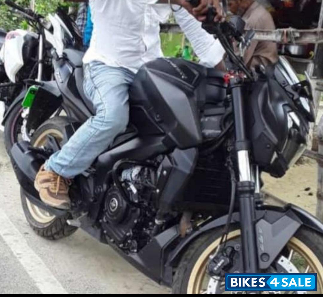 Mat Black Bajaj Dominar 400 Disc
