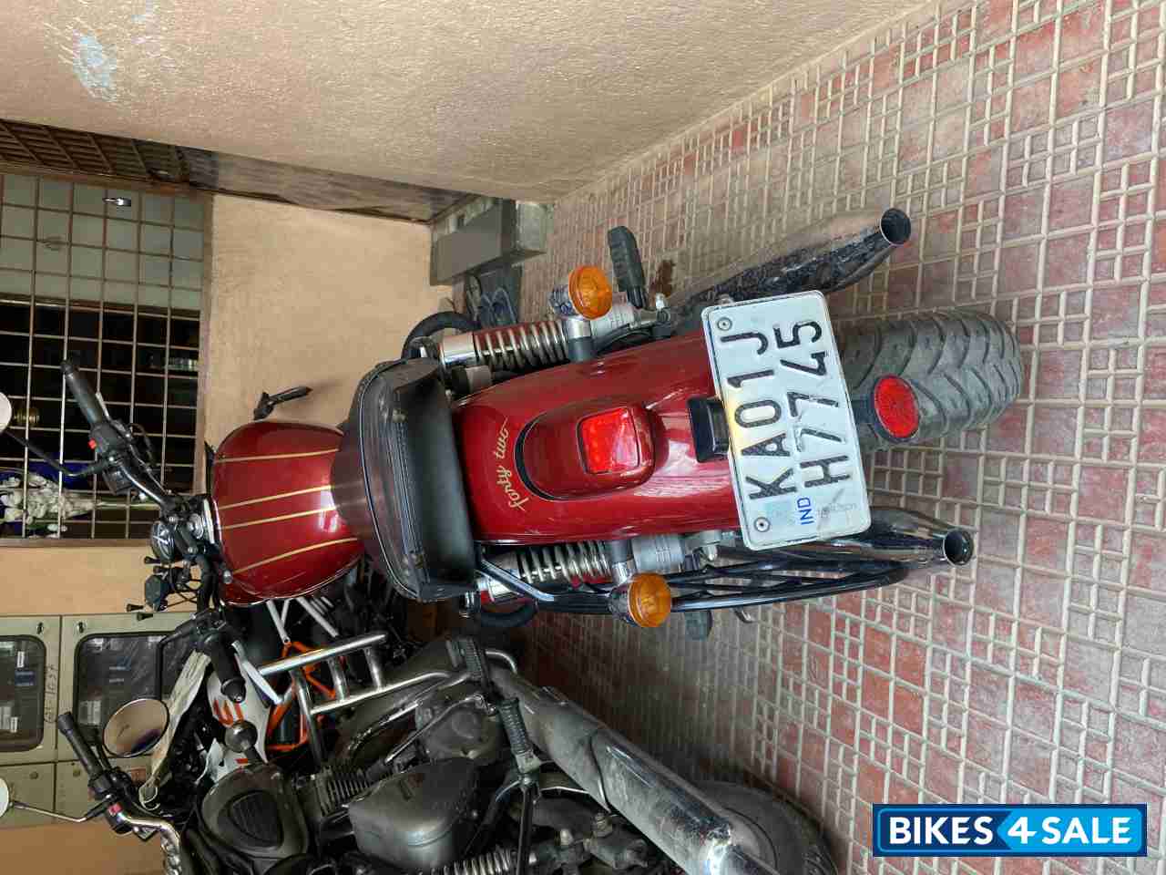 Jawa 42 Dual Channel ABS Orion Red