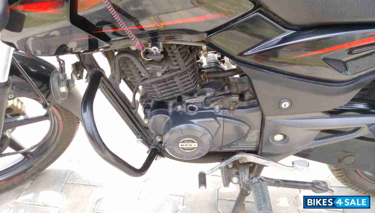 Black Bajaj Pulsar 150 DTSi