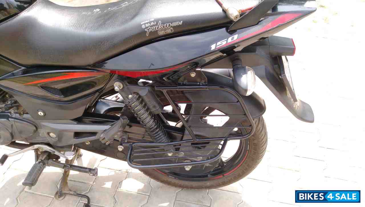 Black Bajaj Pulsar 150 DTSi