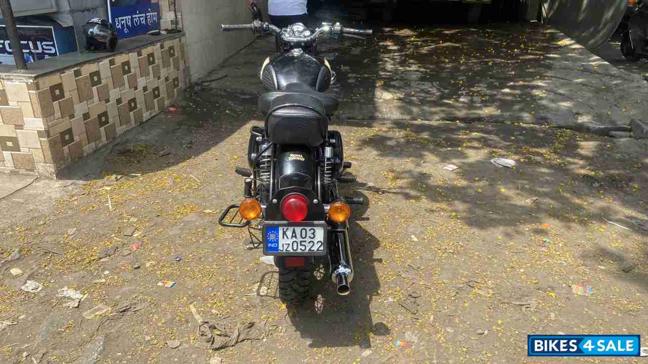 Black Royal Enfield Classic 350