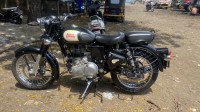 Black Royal Enfield Classic 350