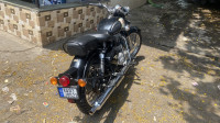 Black Royal Enfield Classic 350
