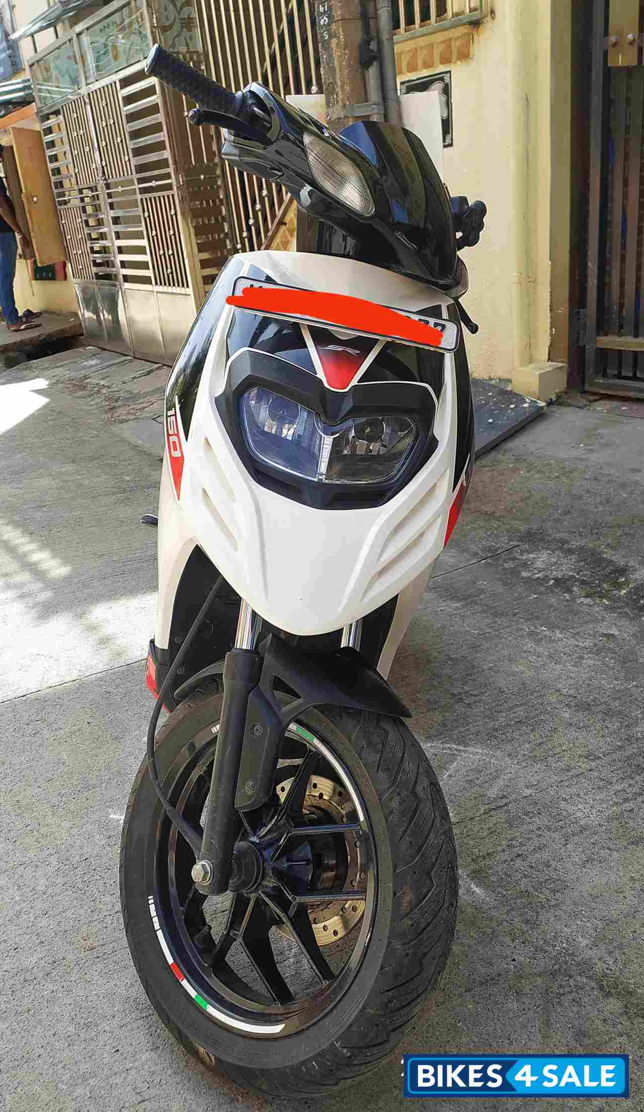 Aprilia SR 150