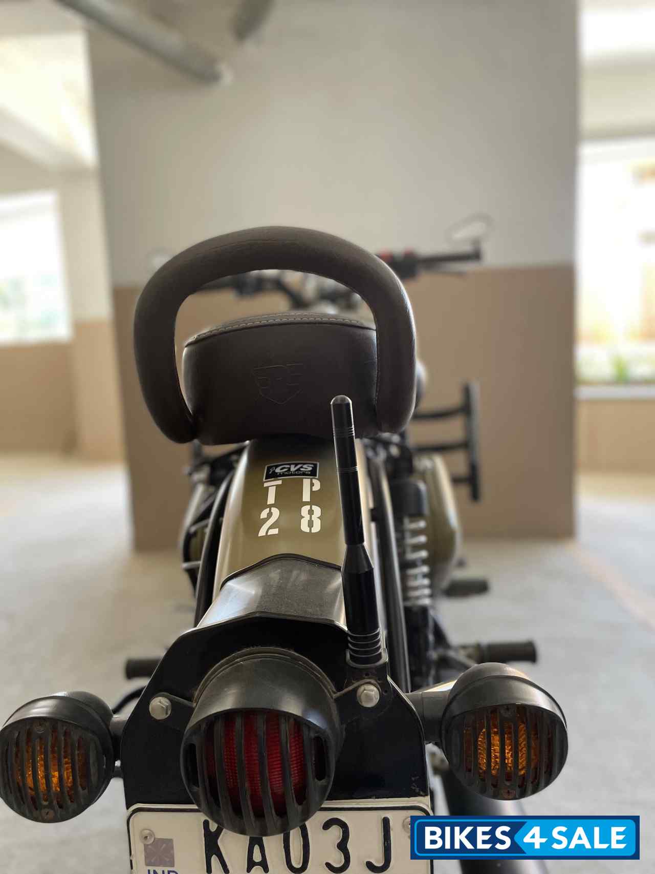 Royal Enfield Classic Signals Stormrider Sand