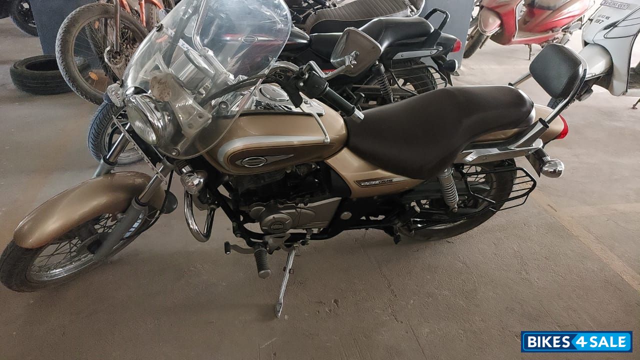 Bajaj Avenger Cruise 220