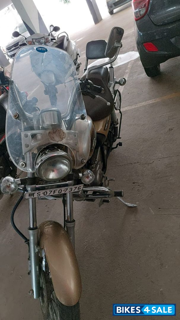 Bajaj Avenger Cruise 220