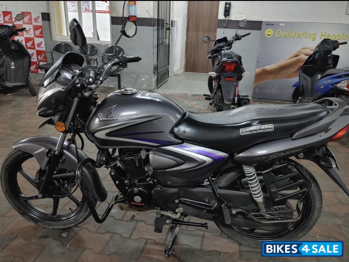 Honda CB Shine
