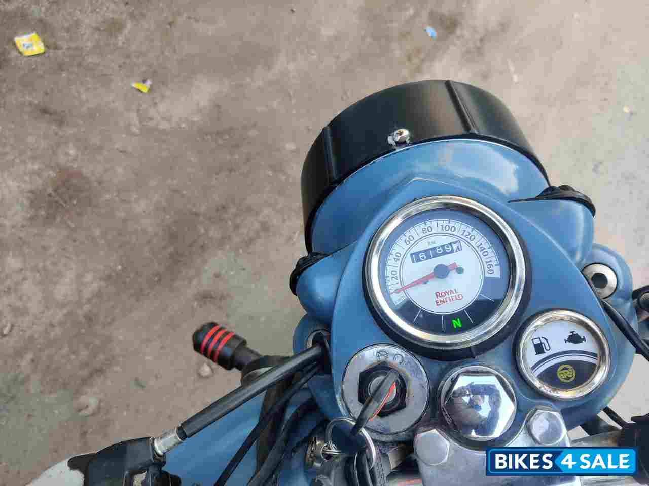 Royal Enfield Classic 500