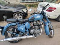 Royal Enfield Classic 500