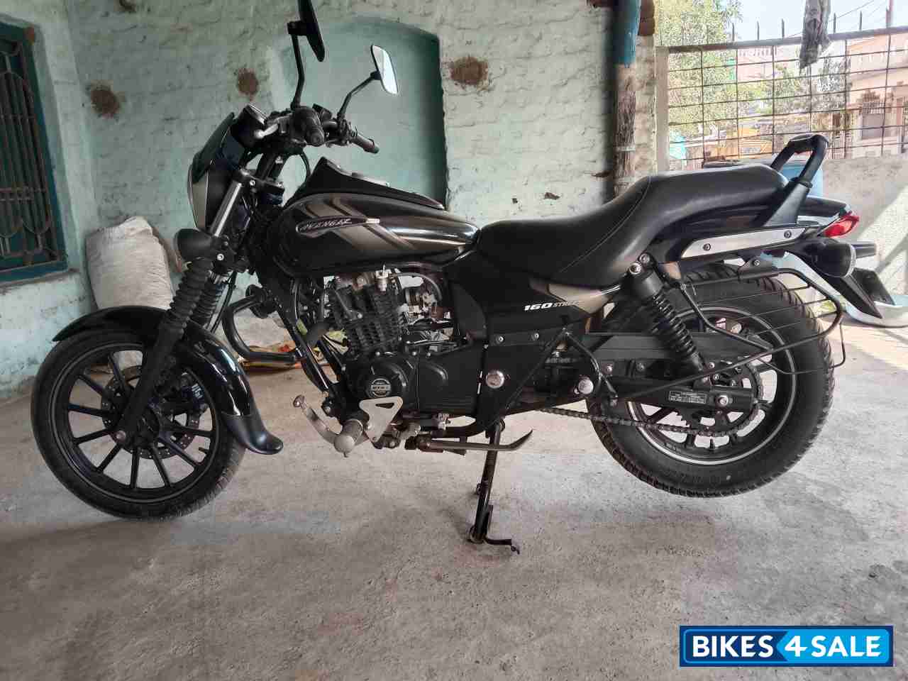 Bajaj Avenger Street 160 BS6