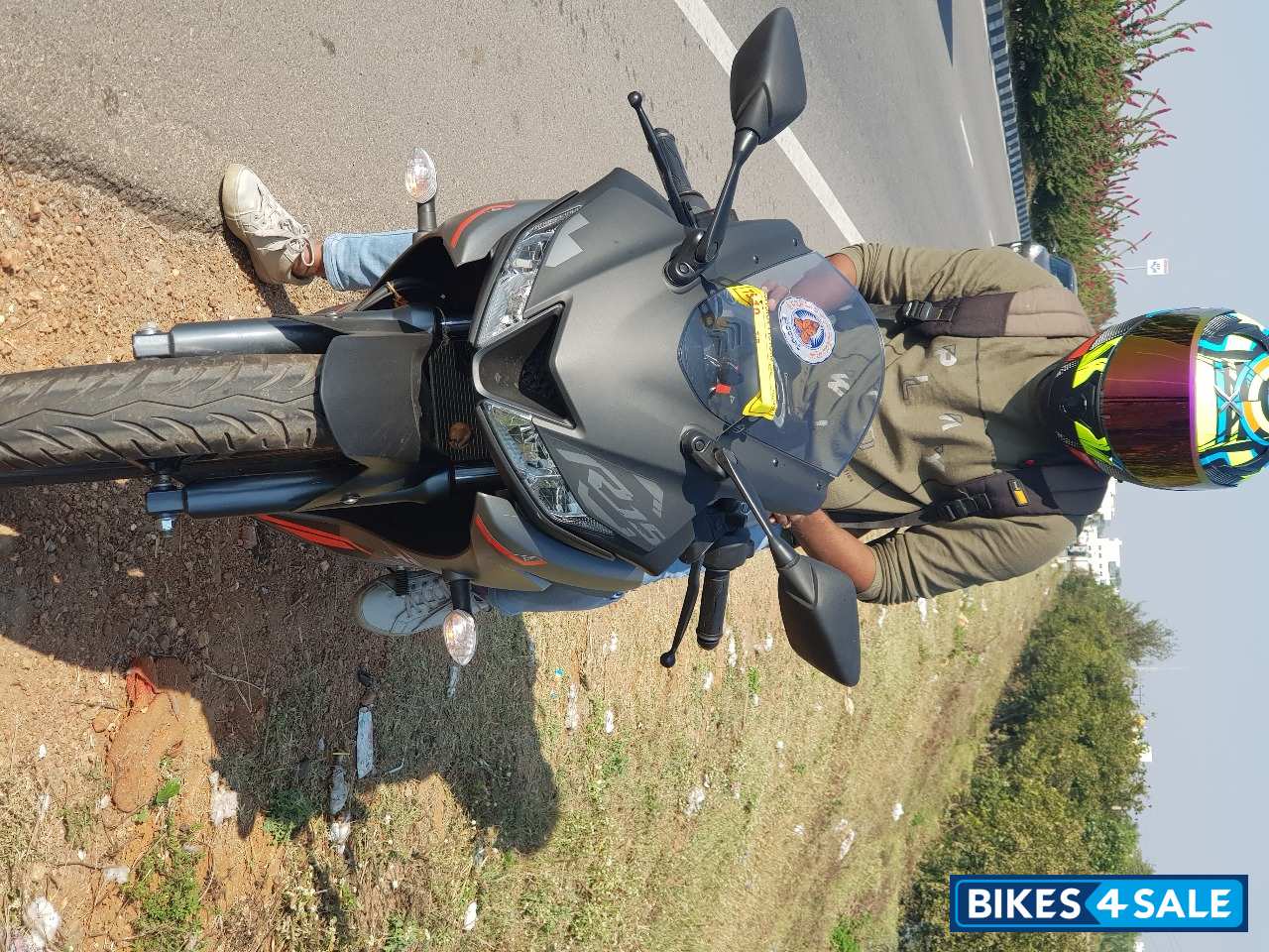 Red Grey Yamaha YZF R15 V3 BS6