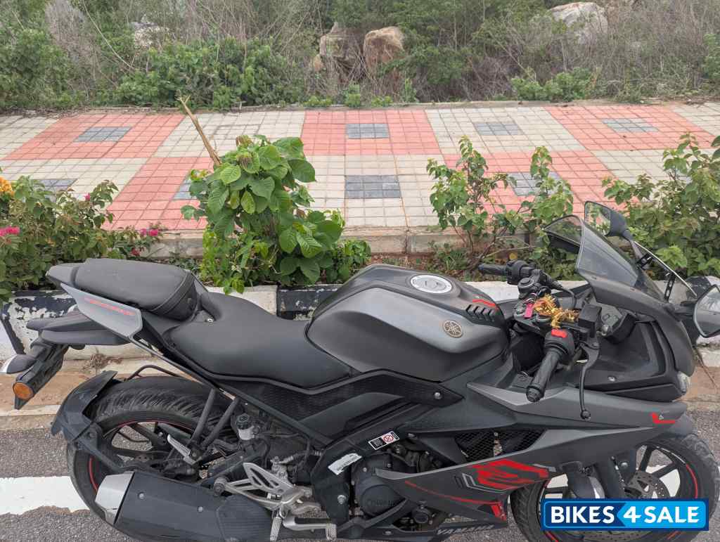 Red Grey Yamaha YZF R15 V3 BS6