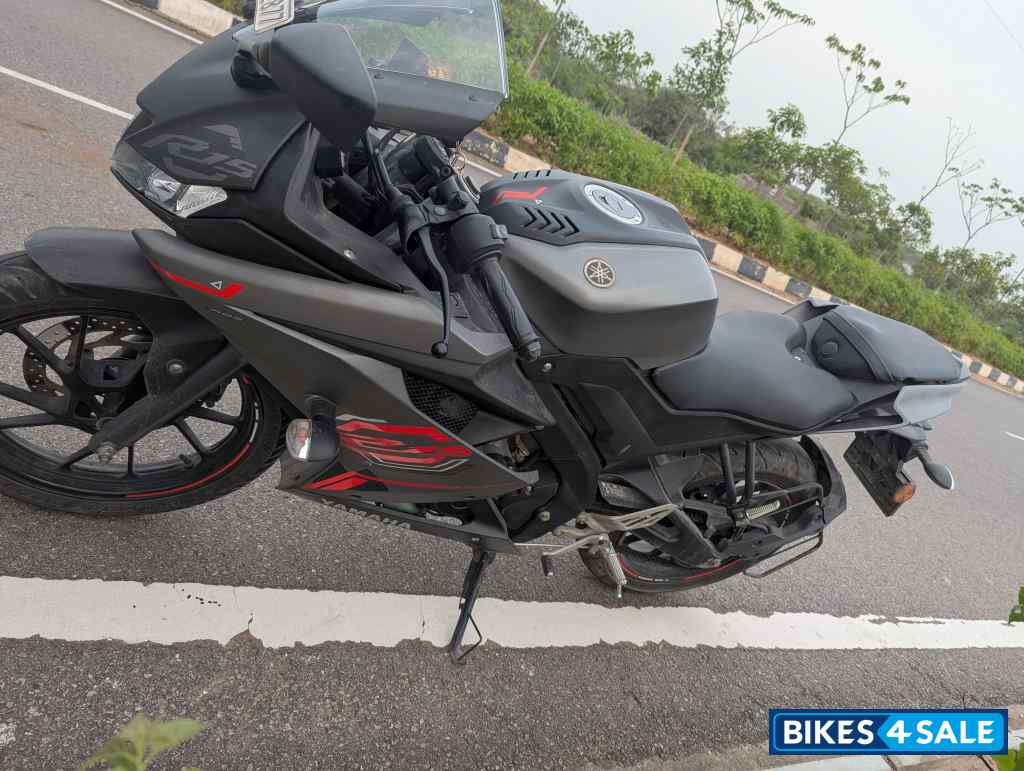 Red Grey Yamaha YZF R15 V3 BS6