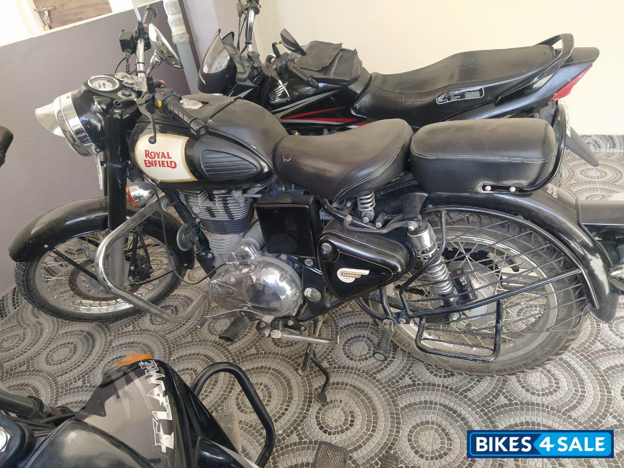 Royal Enfield Classic 350